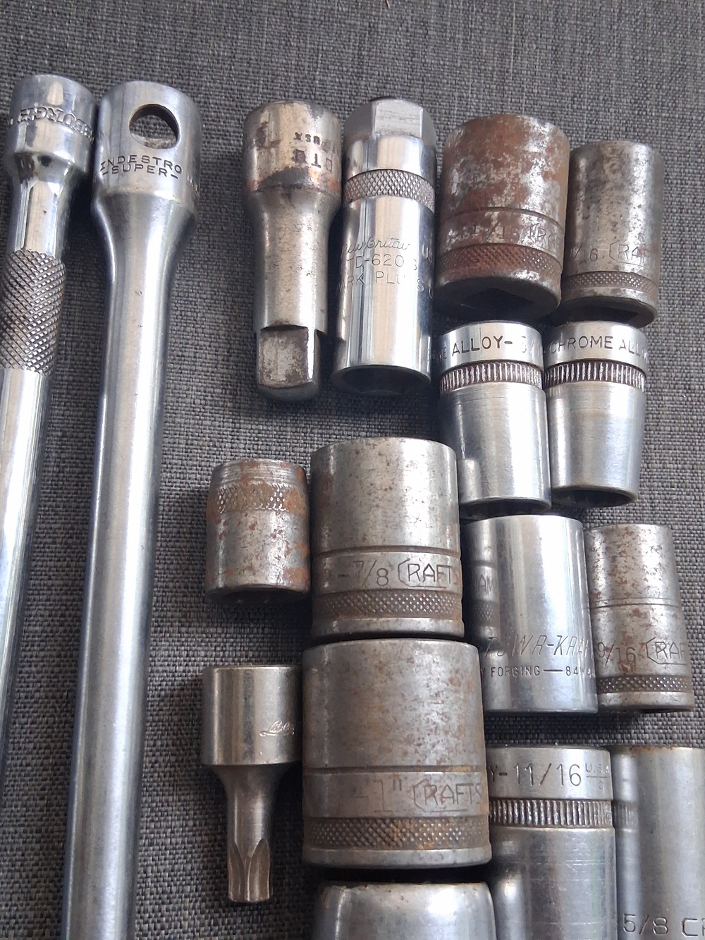 Mixed Mechanics Tool Lot Sockets, Extensions, Universal Joint (Craftsman, SK) - Picture 7 of 7